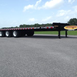 30-Ton Tri-Axle Dovetail Trailer CP3030DA